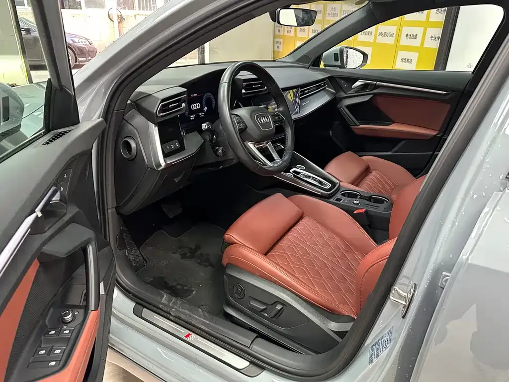 Audi A3 2024 из CN, фото 8