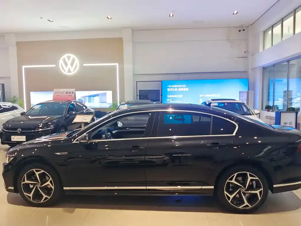 Volkswagen Magotan 2025 из CN, фото 7