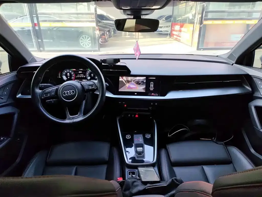 Audi A3 2023 из CN, фото 10