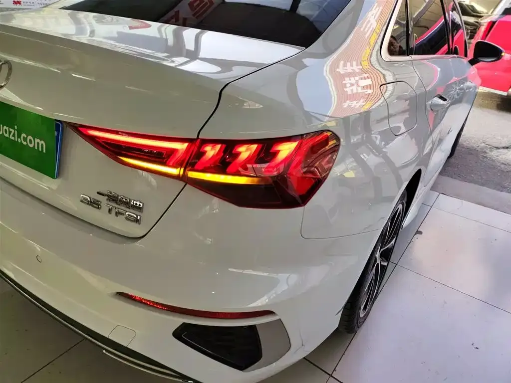 Audi A3 2023 из CN, фото 8