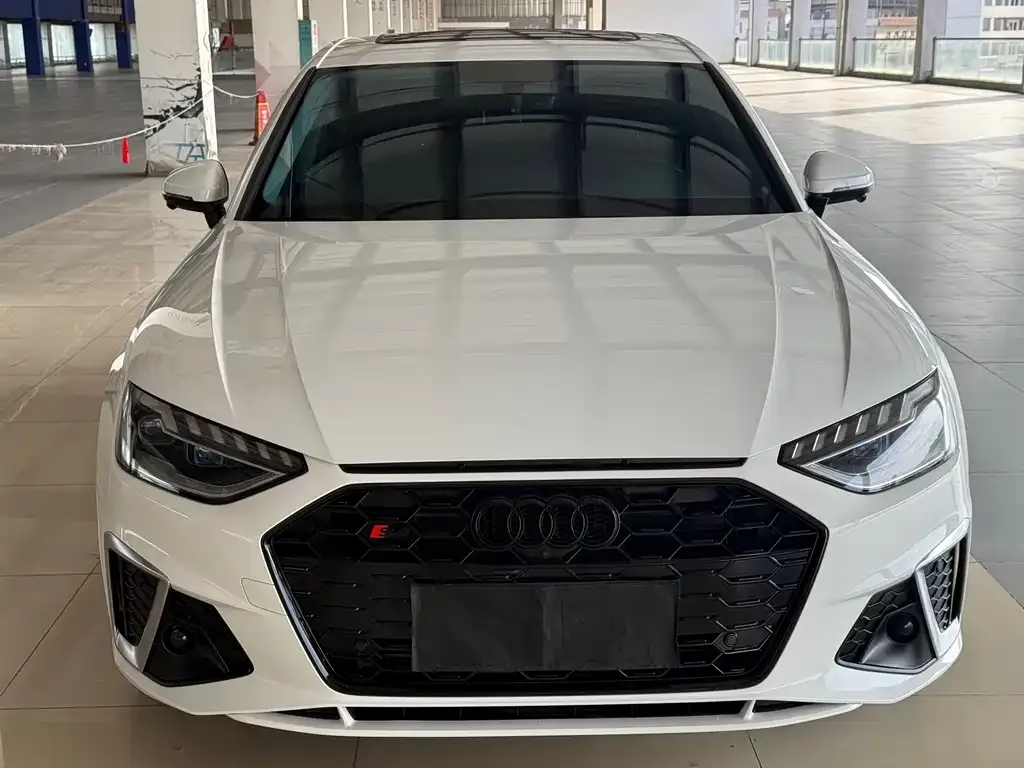 Audi A4L 2021 из CN, фото 3