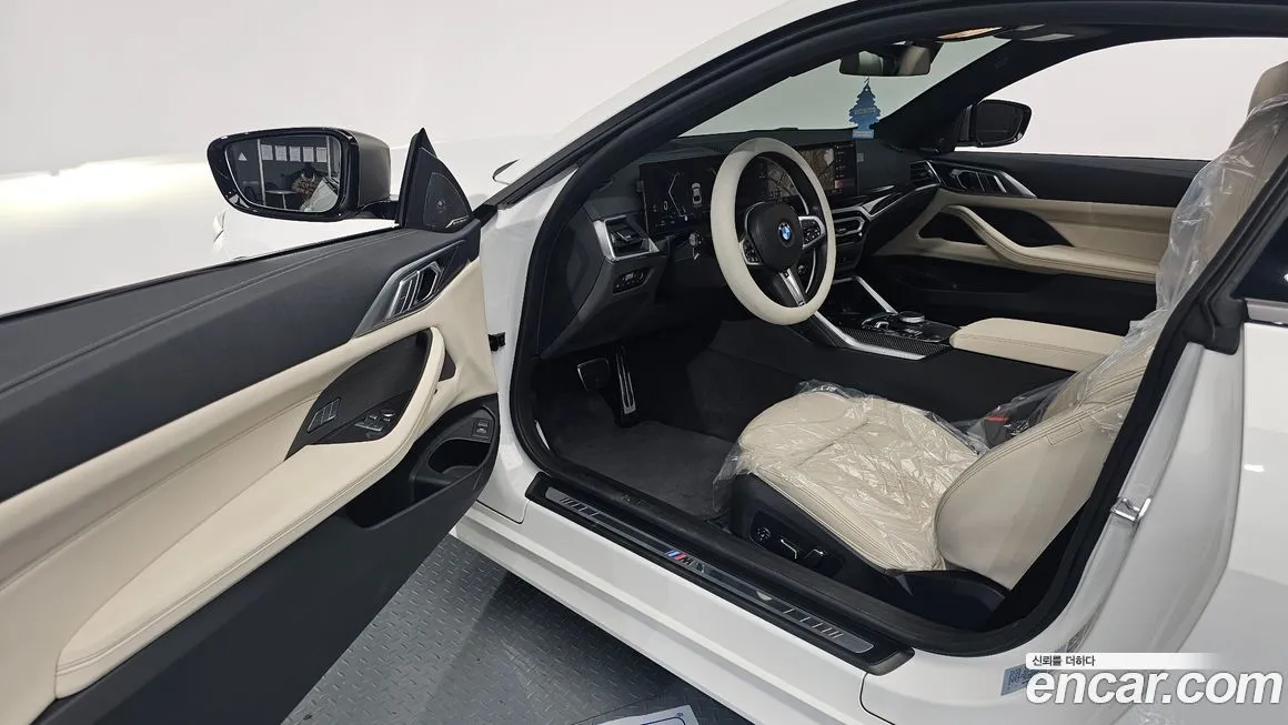 BMW 4-Series 2024 из KR, фото 5