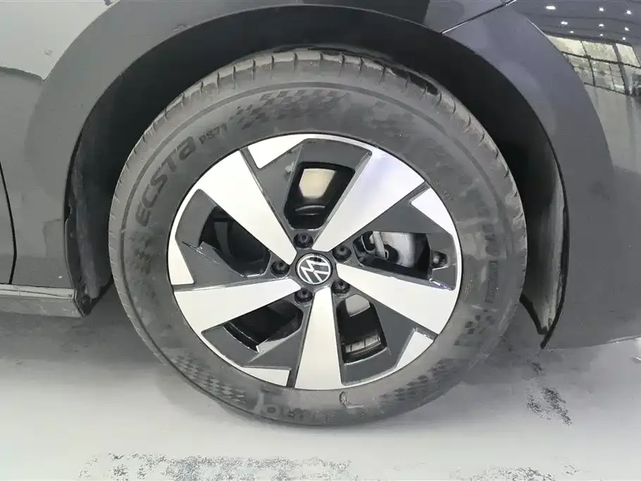 [object Object] Magotan 2025 из CN, фото 6