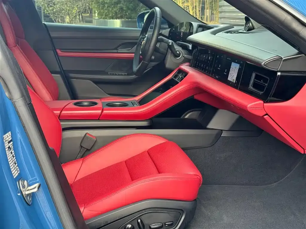 Porsche Taycan 2021 из CN, фото 9