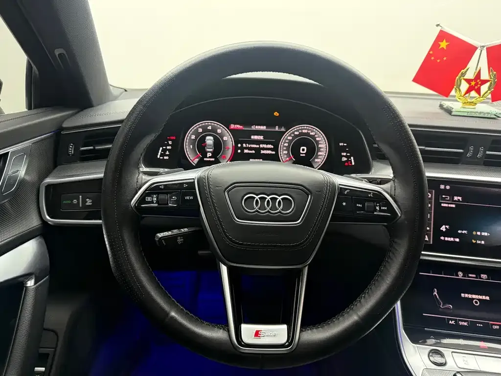 Audi A6L — фото 10