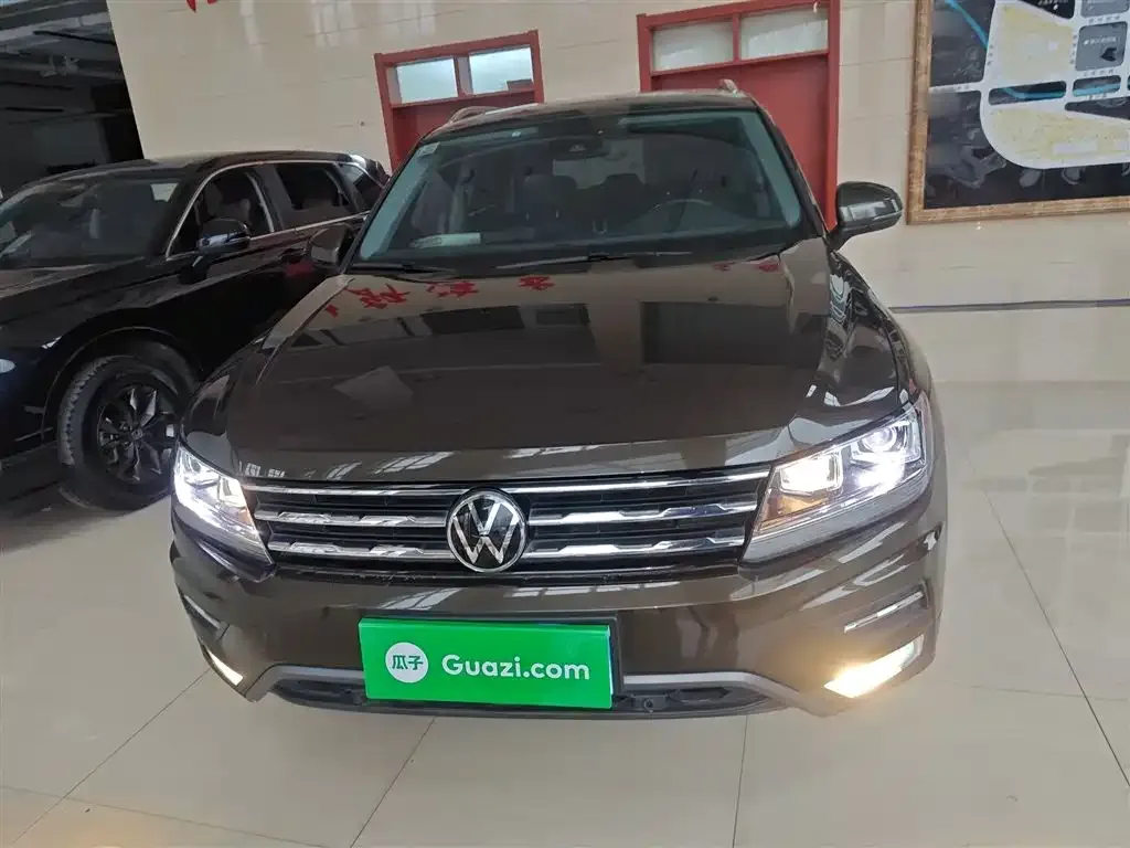 Volkswagen Tiguan L 2021 из CN, фото 8