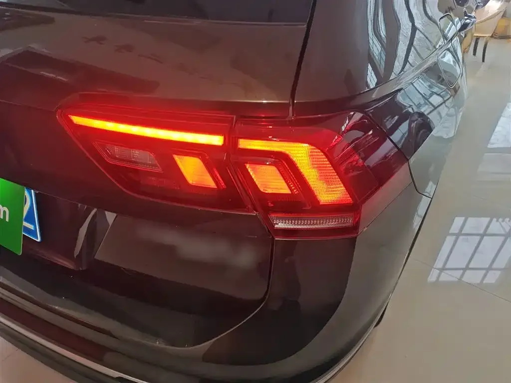 Volkswagen Tiguan L 2021 из CN, фото 6