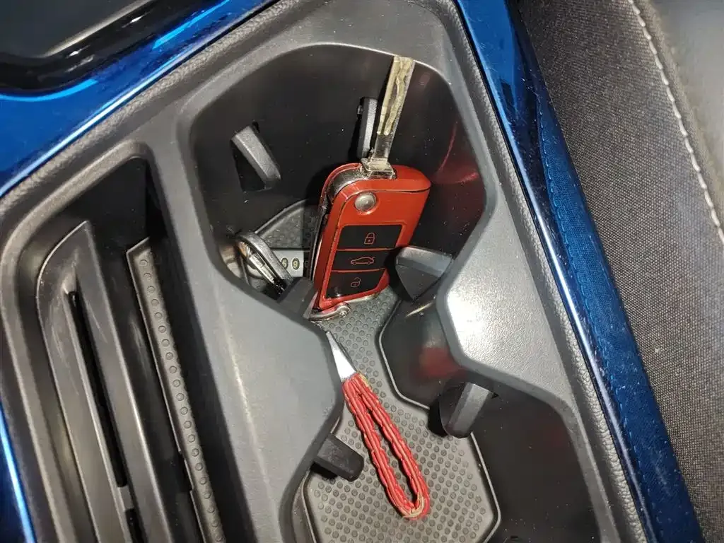 Volkswagen Tiguan L 2021 из CN, фото 10