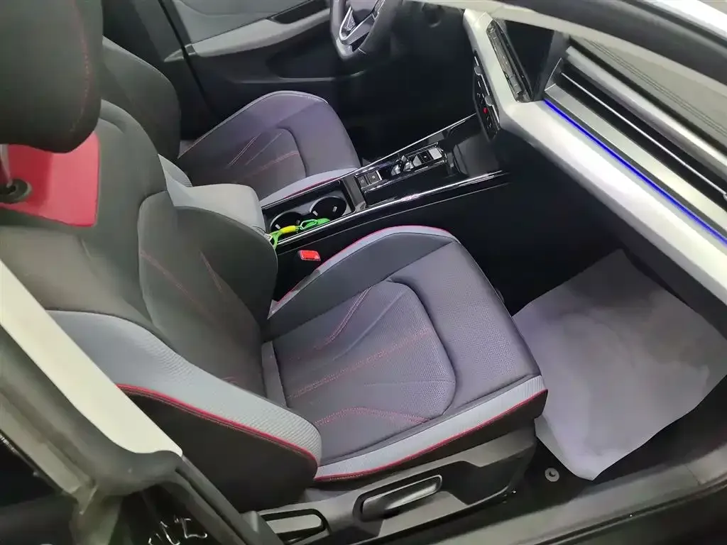 Volkswagen Lamando 2022 из CN, фото 4