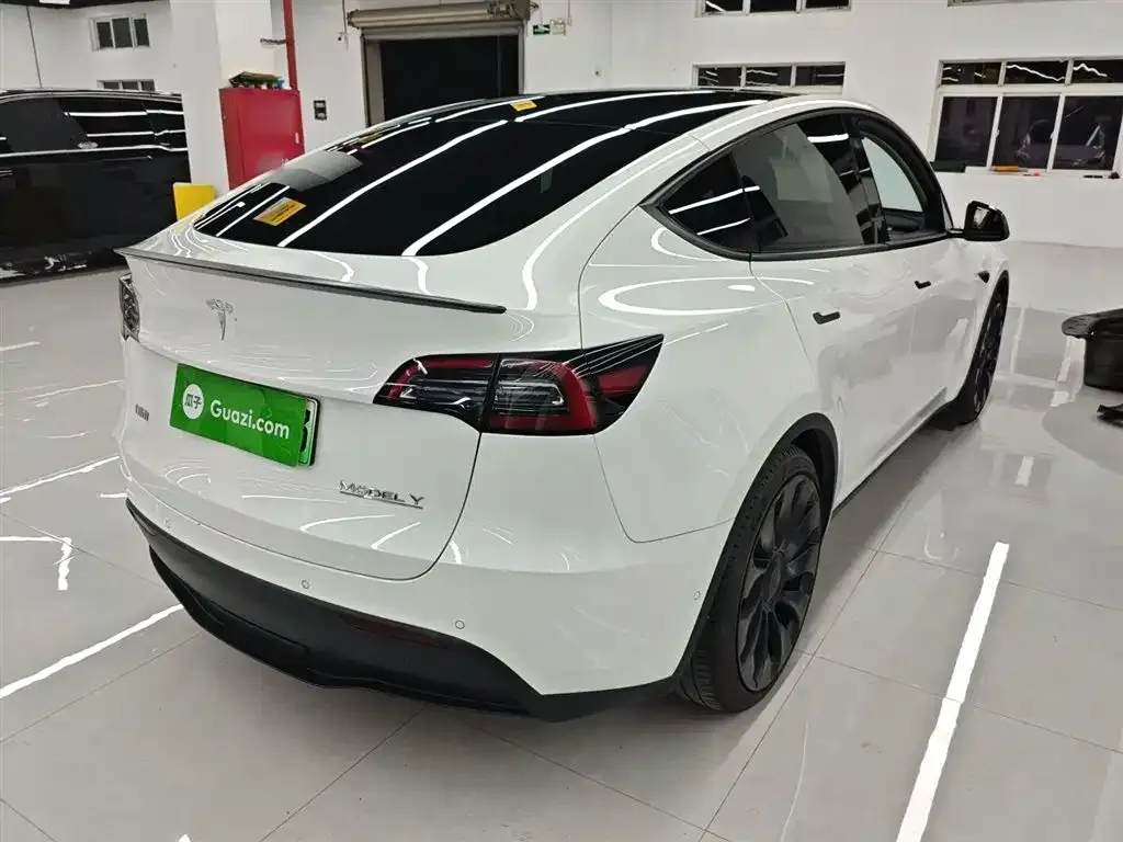 Tesla Model Y 2021 из CN, фото 8