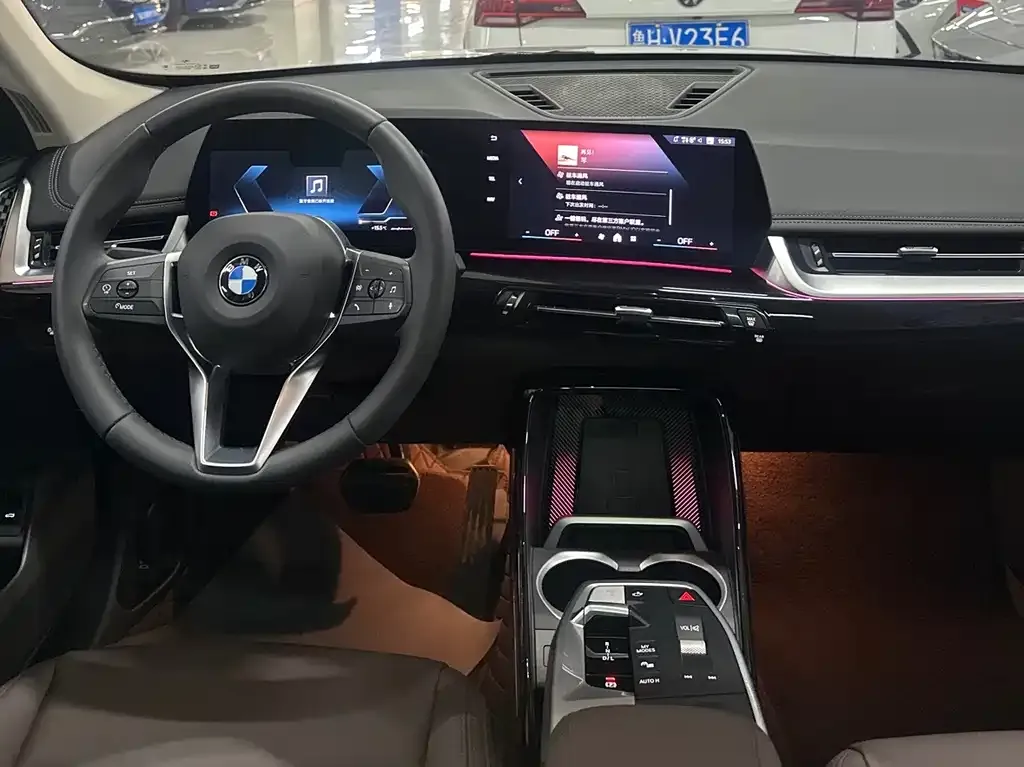 BMW X1 2024 из CN, фото 8