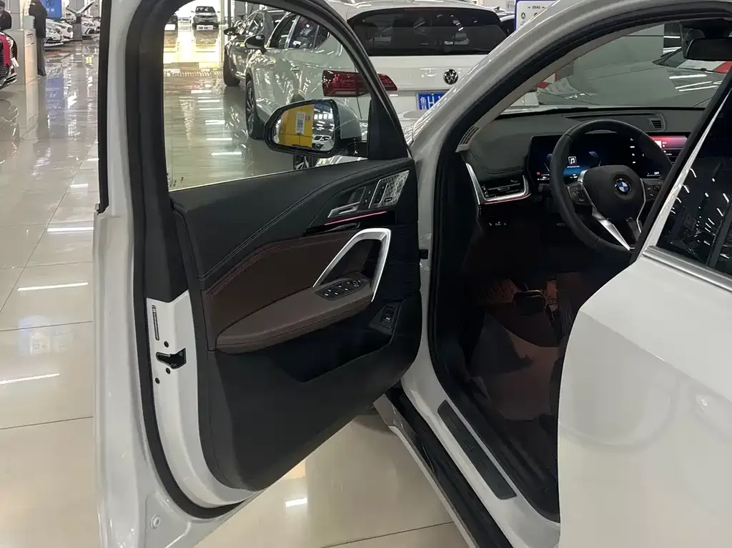 BMW X1 2024 из CN, фото 9