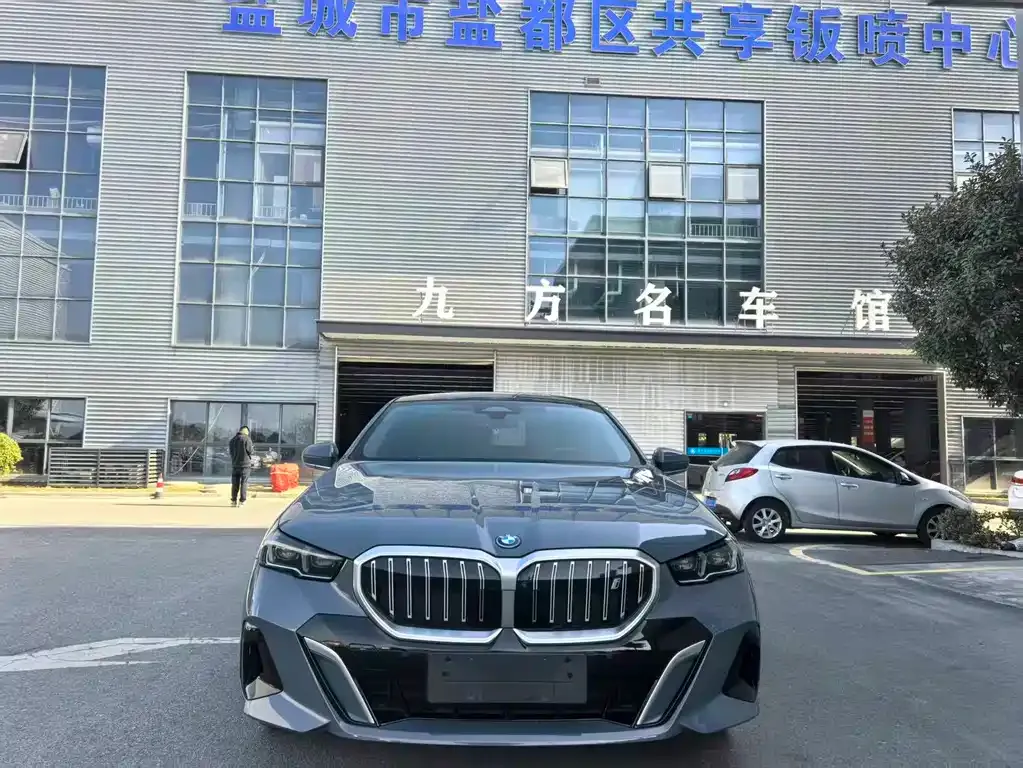 BMW i5 2024 из CN, фото 10