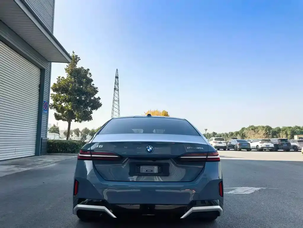 BMW i5 2024 из CN, фото 4