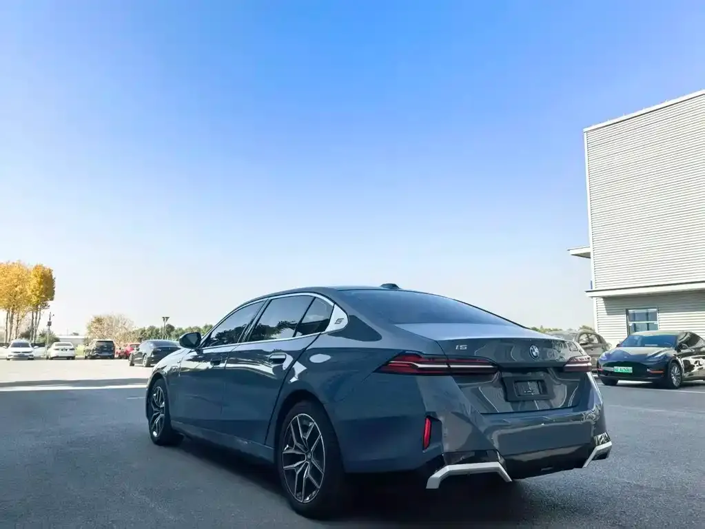 BMW i5 2024 из CN, фото 5