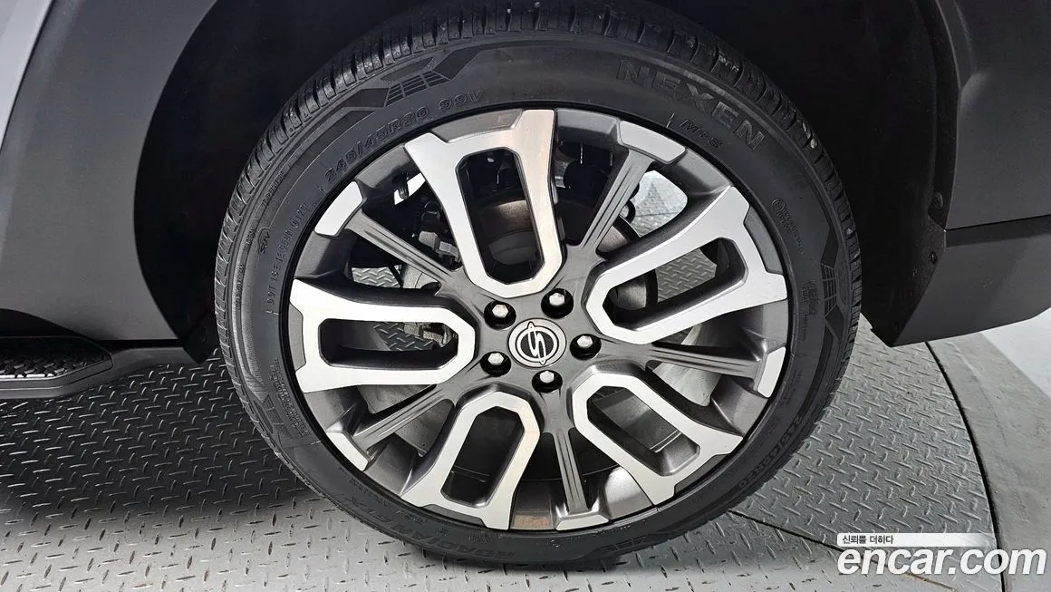 KG Mobility (Ssangyong) Torres — фото 9