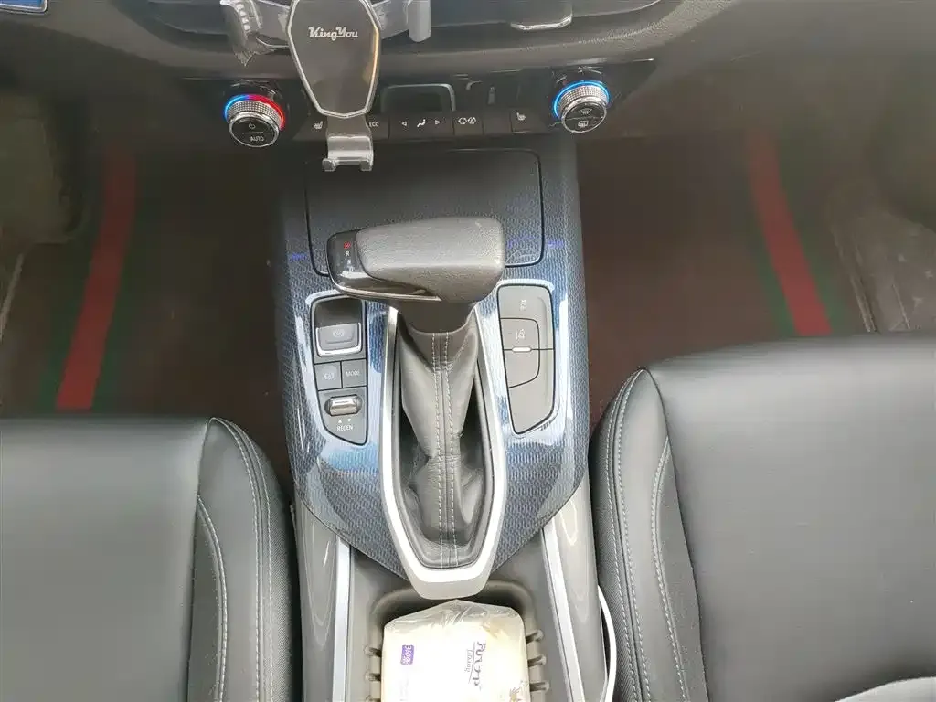 Chevrolet Menlo 2022 из CN, фото 8
