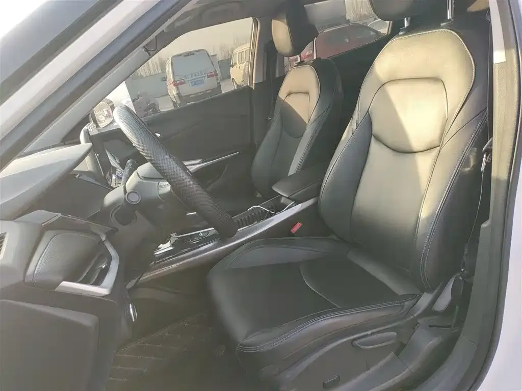 Chevrolet Menlo 2022 из CN, фото 4