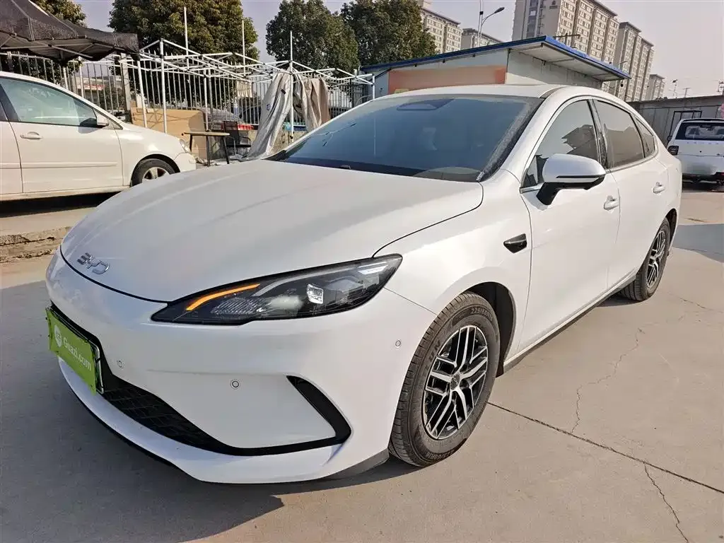 BYD Seal 05 DM-i 2025 из CN, фото 1
