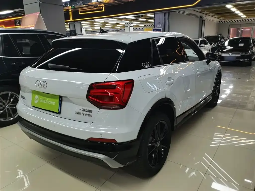 Audi Q2L 2021 из CN, фото 4
