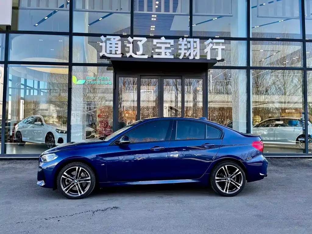 BMW 1 Series 2021 из CN, фото 8