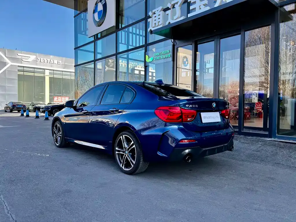 BMW 1 Series 2021 из CN, фото 2
