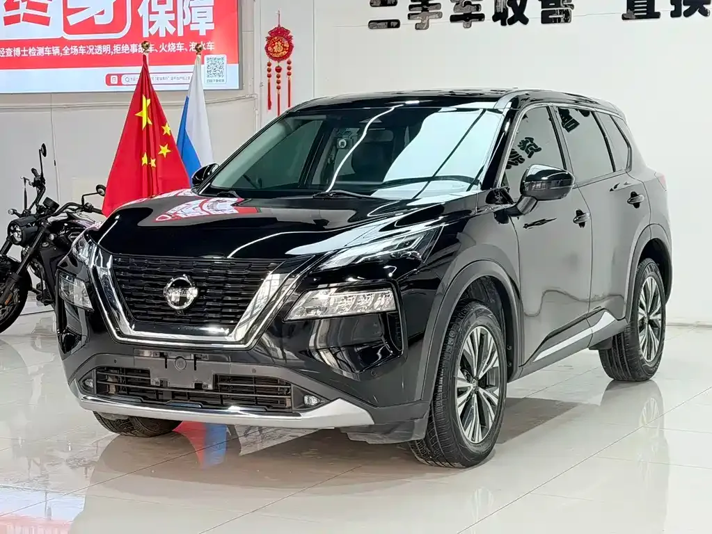 Nissan X-Trail — фото 1