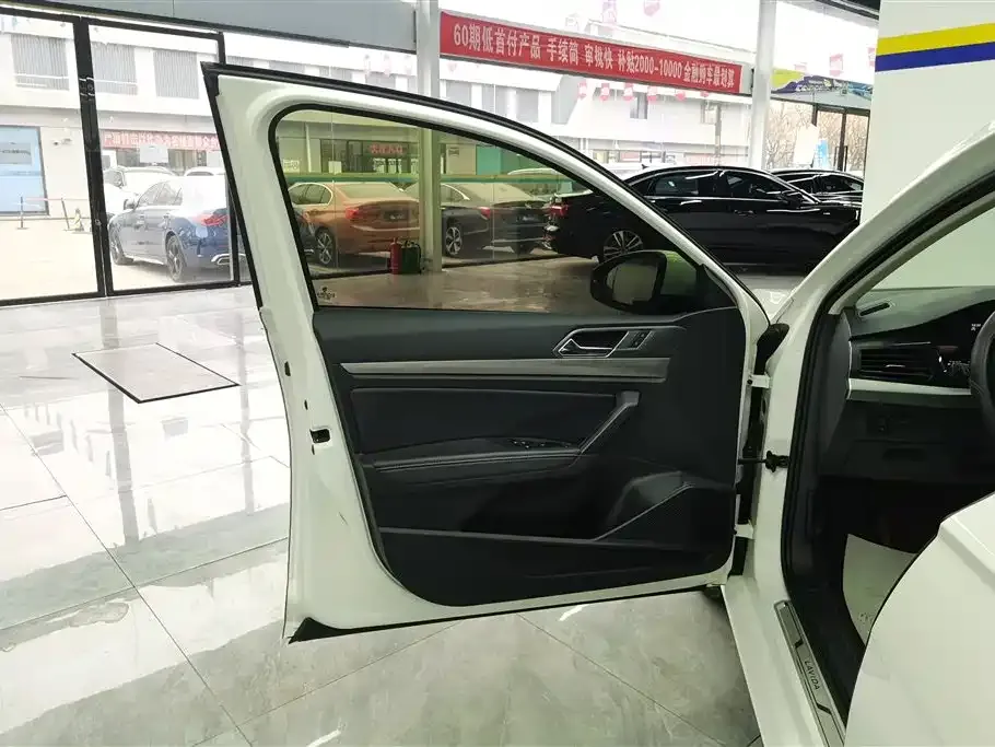 Volkswagen Lavida 2022 из CN, фото 7