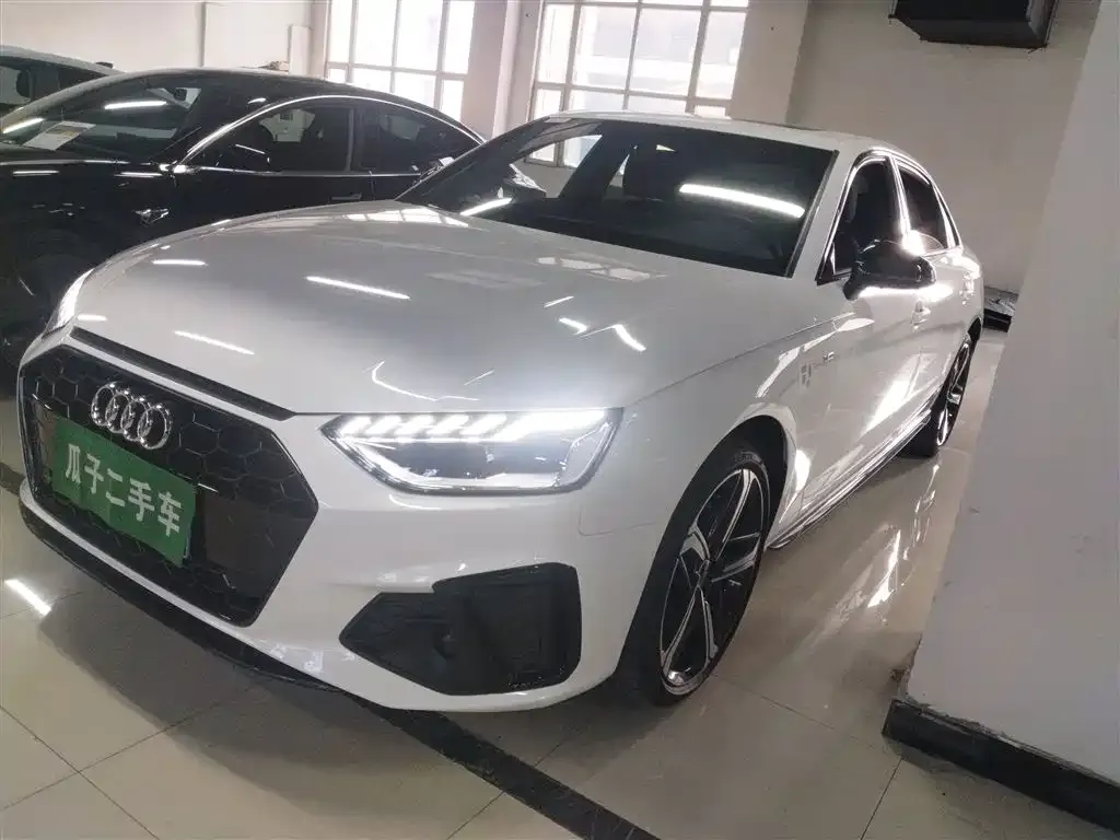 Audi A4L 2024 из CN, фото 1