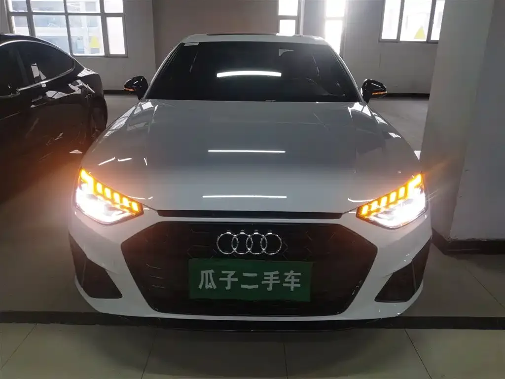 Audi A4L 2024 из CN, фото 3