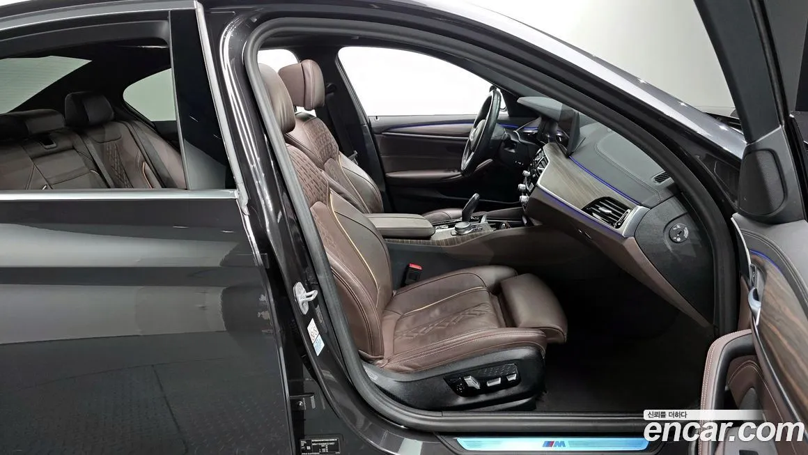 BMW 5-Series 2021 из KR, фото 8