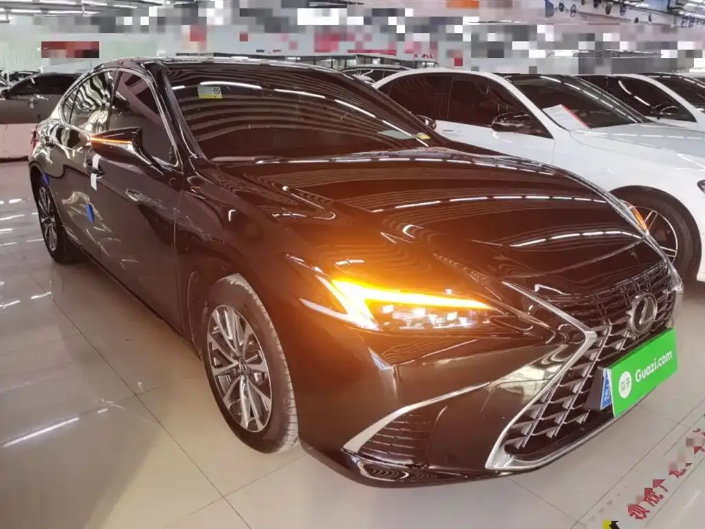 Lexus ES 2025 из CN, фото 3