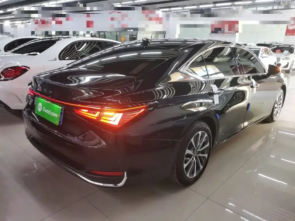 Lexus ES 2025 из CN, фото 4