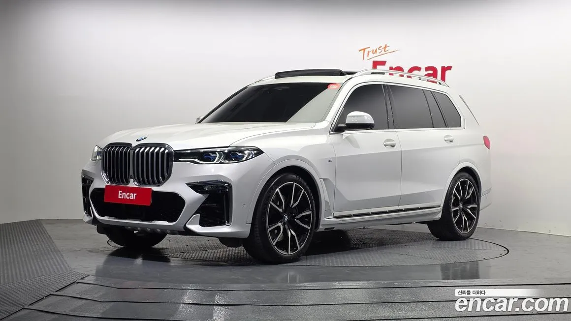 BMW X7 — фото 1