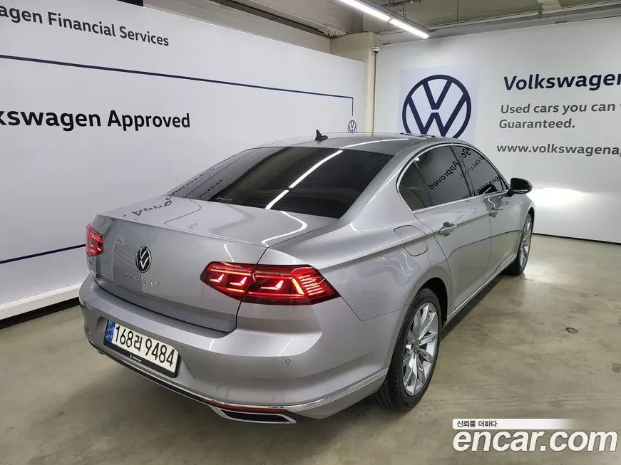 Volkswagen Passat — фото 4
