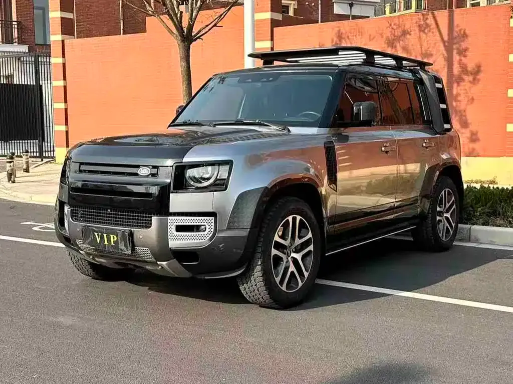 Land Rover Defender — фото 1