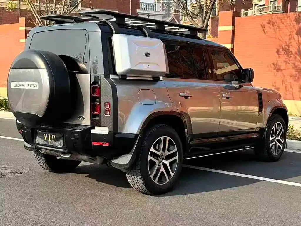 Land Rover Defender — фото 8