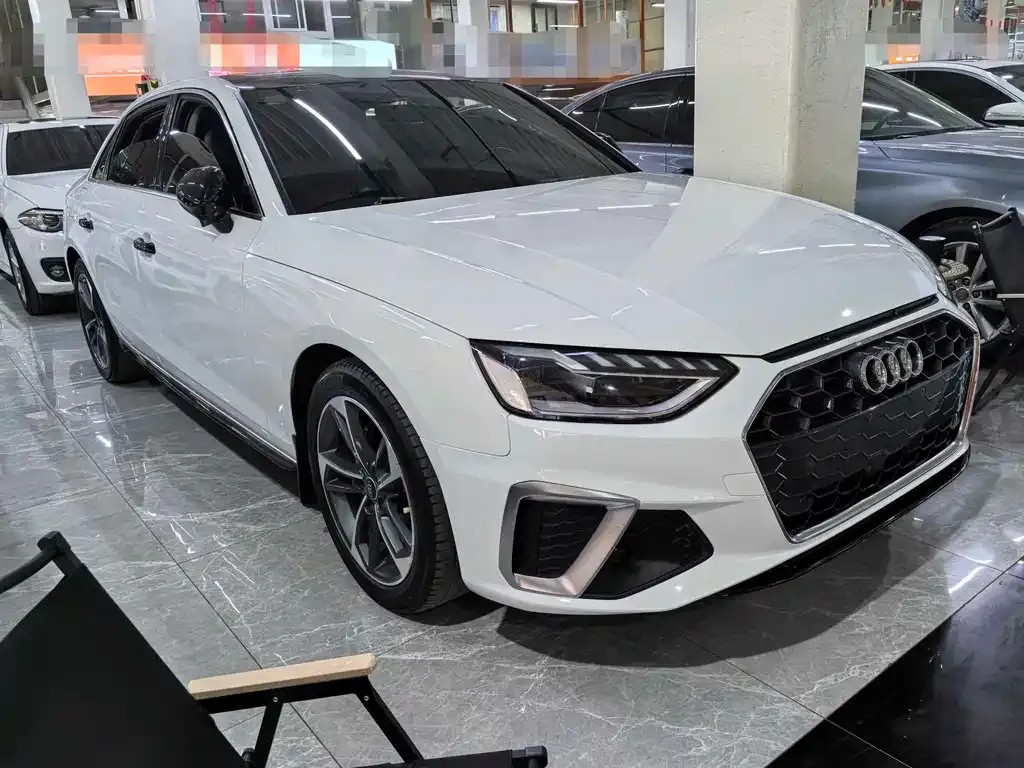 Audi A4L 2023 из CN, фото 8