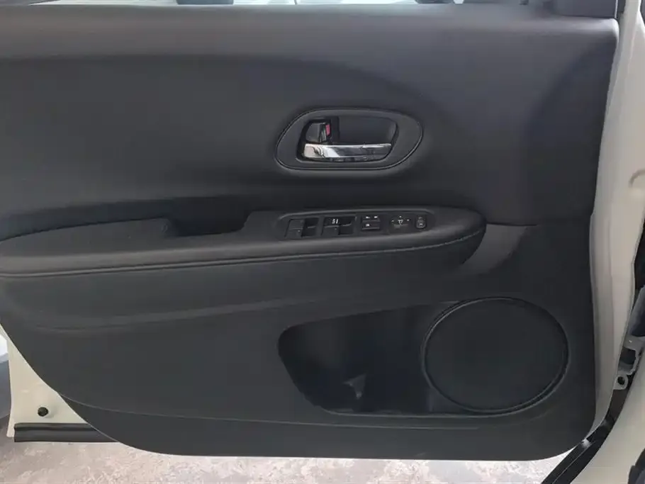 Honda Vezel 2022 из CN, фото 7