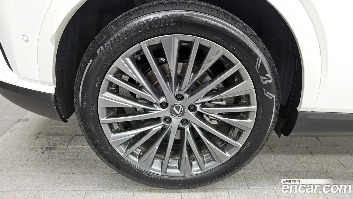 Lexus RX 2024 из KR, фото 8