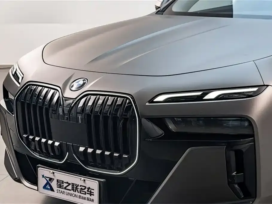 BMW i7 2023 из CN, фото 3