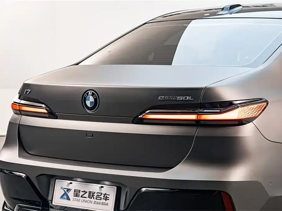 BMW i7 2023 из CN, фото 5