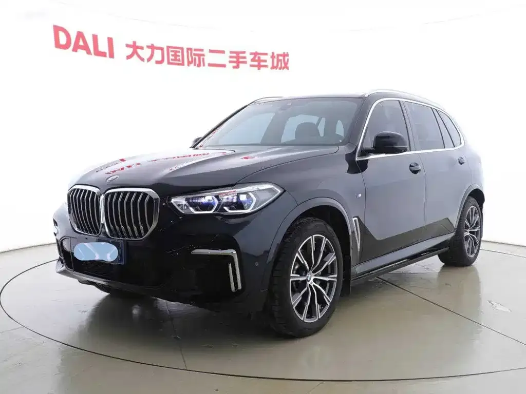 BMW X5 — фото 1