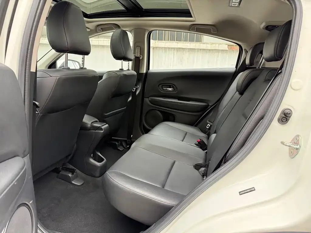 Honda Vezel 2022 из CN, фото 3