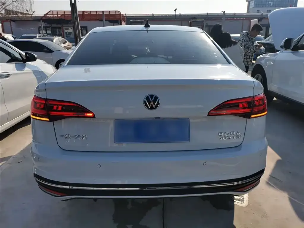 Volkswagen Bora 2024 из CN, фото 5