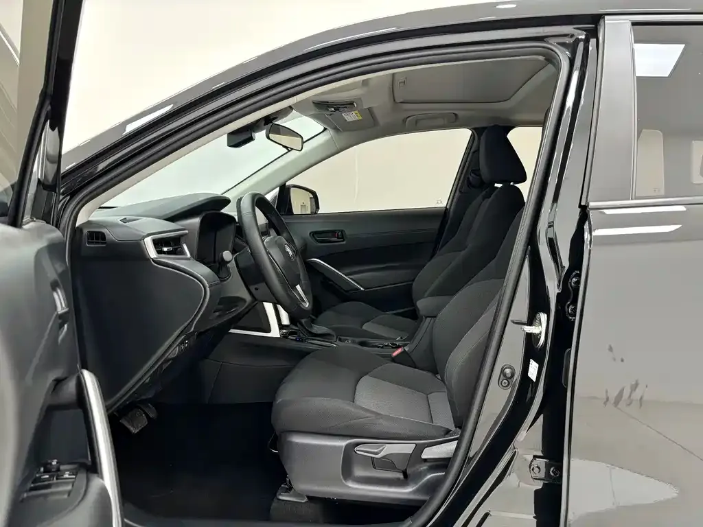 Toyota Frontlander 2022 из CN, фото 9