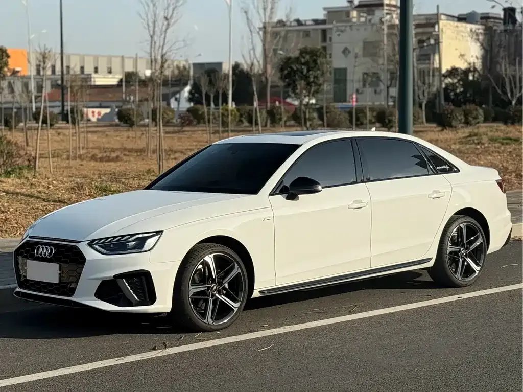 Audi A4L 2024 из CN, фото 1