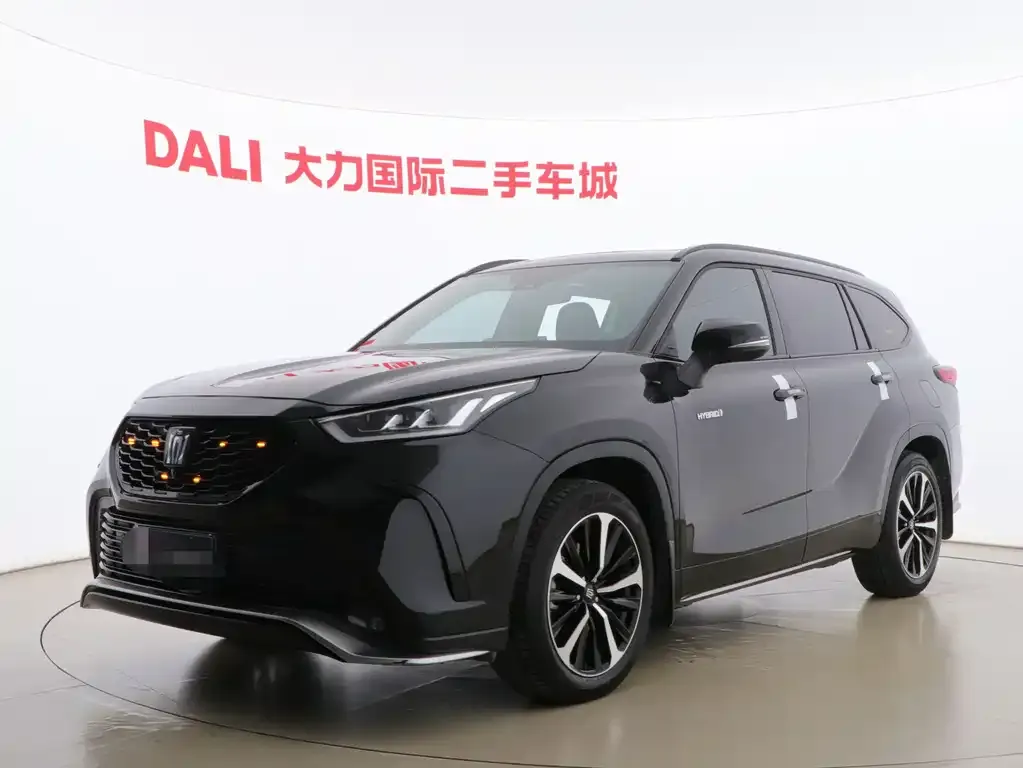 Toyota Crown Kluger 2021 из CN, фото 1