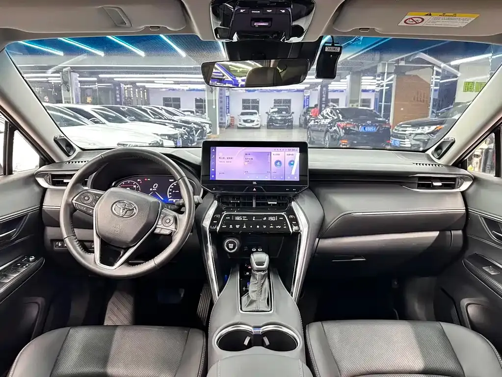 Toyota Venza 2023 из CN, фото 10
