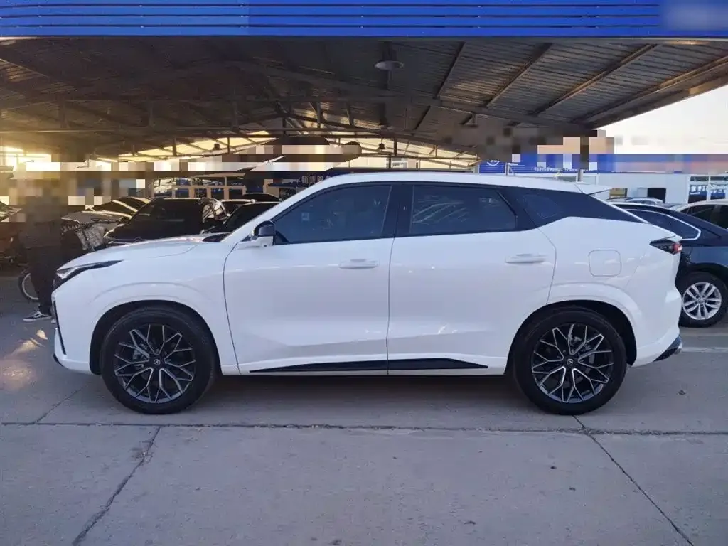 Changan UNI-Z 2024 из CN, фото 5